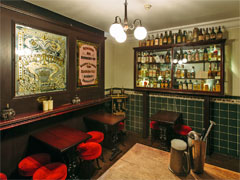 Best bars in London's tourist locations image