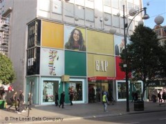 gap oxford circus opening times